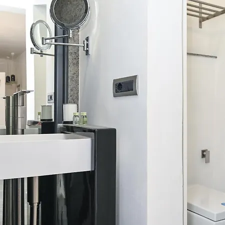 The Essential Trastevere Design Roma