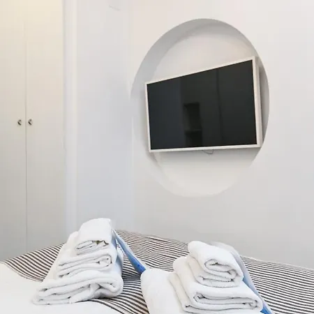 The Essential Trastevere Design Rom